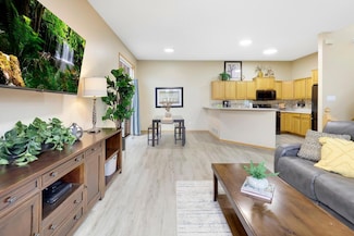 20034 Holt Ave W, Lakeville, MN 55044