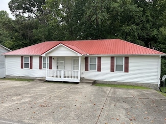 136 N Poole St, Ashland City, TN 37015