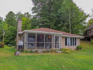 66930 Vogel St, Lawrence, MI 49064