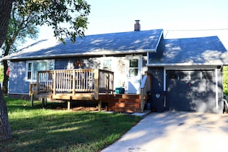 205 1st Ave NE, Mohall, ND 58761