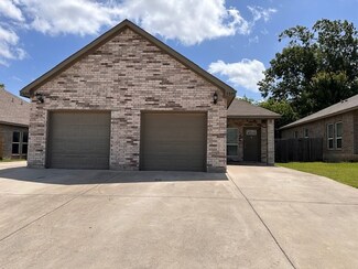 7511 Novella Dr, Fort Worth, TX 76134
