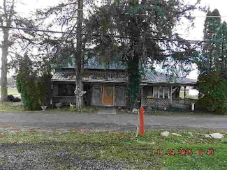 215 W Carey St, New Bloomington, OH 43341