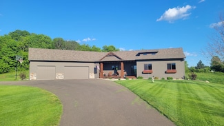 8530 Fir St, Rockford, MN 55373