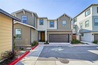 1202 Clipper Ln, West Carson, CA 90710