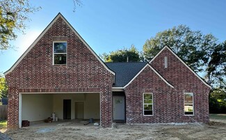 307 Hiawatha St, Somerville, TN 38068