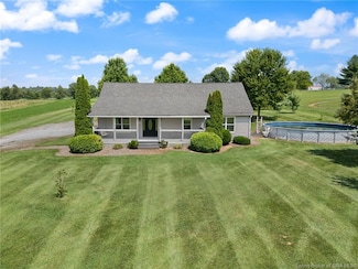 9912 S Bush Rd, Pekin, IN 47165