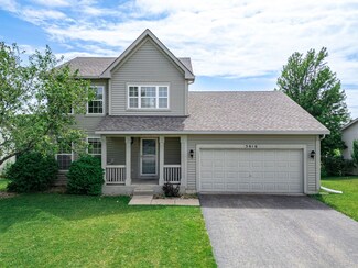 3616 Hoffman St, Plano, IL 60545