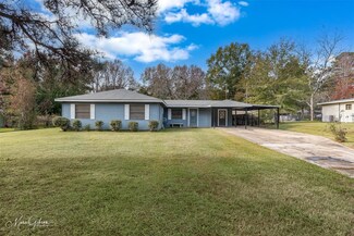 8912 Ferndale Ln, Shreveport, LA 71118