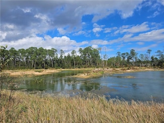 4343 Pacific St, Bay St. Louis, MS 39520