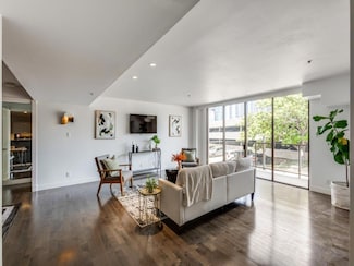40 N Interstate 35 Unit 2D1, Austin, TX 78701