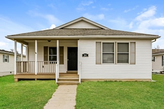 34 Waterman Ave, Commercial Point, OH 43116