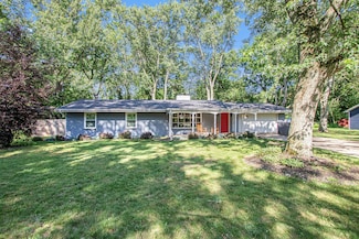 3365 Circle Dr, Saint Joseph, MI 49085