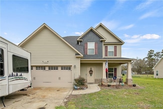 2135 School Rd, Hope Mills, NC 28348
