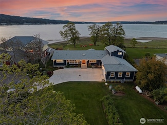 4354 Dyes Inlet Rd NW, Bremerton, WA 98312