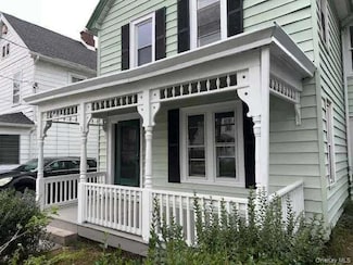 3 Allen Place, Poughkeepsie, NY 12601