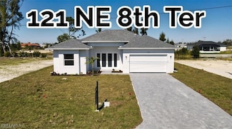 121 NE 8th Terrace, Cape Coral, FL 33909
