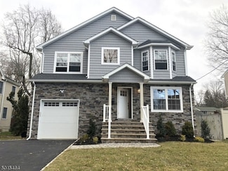 10 Wardell Rd, Livingston, NJ 07039