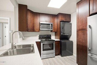 1300 Saratoga Ave Unit 411, Ventura, CA 93003