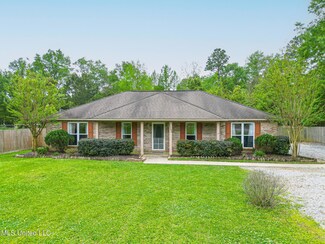 16086 Phifer Ln, Gulfport, MS 39503