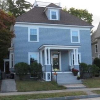 187 Ash St, Manchester, NH 03104