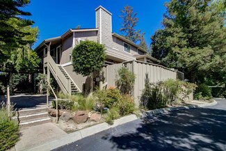 77 Roberts Rd, Los Gatos, CA 95032