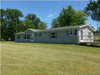 574 W Sylvandell St, Sullivan, IN 47882