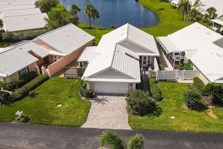 745 Harrington Lake Dr N Unit 30, Venice, FL 34293