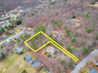 5924 Bighorn Dr, Roanoke, VA 24018