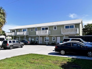 1807 Saint Lucie Ct, Fort Pierce, FL 34949