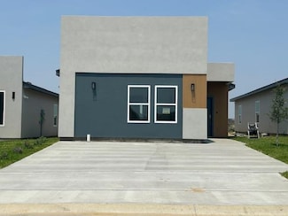 5019 Servando Dr, Laredo, TX 78046