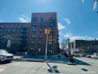 134-34 Franklin Ave Unit 4G, Flushing, NY 11355