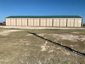 911 15th St, Port O'Connor, TX 77982
