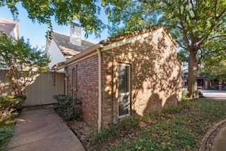 17079 Upper Bay Rd, Addison, TX 75001