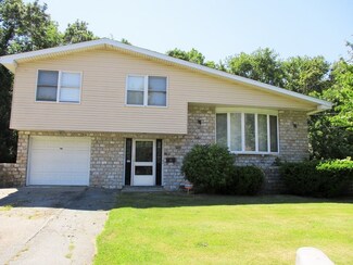 125 Alpha St, North Dartmouth, MA 02747