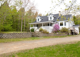 51 Brookview Dr, Bucksport, ME 04416