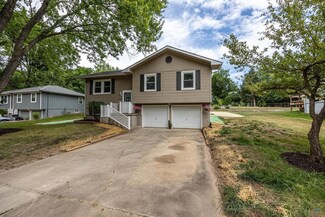 2204 Swisher Ave, Clinton, MO 64735
