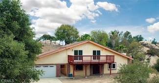 7254 Studio Rd, Canoga Park, CA 91304