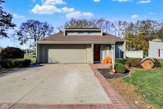 1109 S Buckingham Rd, Yorktown, IN 47396