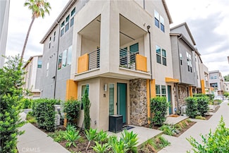 275 Pin Ln, Covina, CA 91722