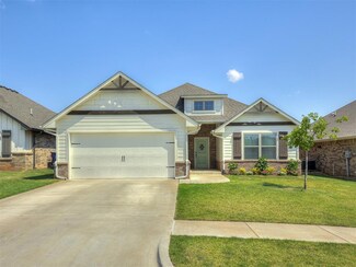 9105 NW 119th St, Yukon, OK 73099