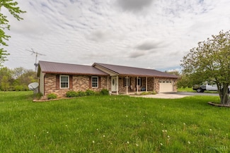 10005 Wolfe Rd, New Vienna, OH 45159