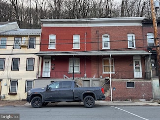 563 S Centre St, Pottsville, PA 17901