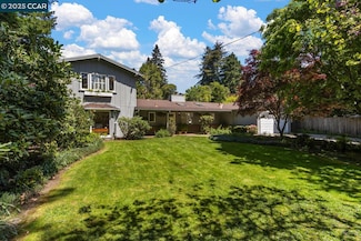 601 Canon Dr, Kensington, CA 94708