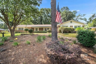 308 Patlynn Dr, Fairhope, AL 36532