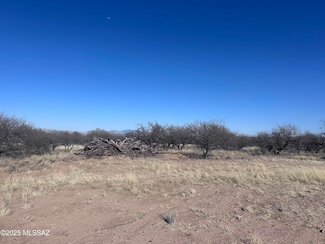 4ac N Faded Love Ln, Benson, AZ 85602