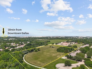 699 W Wintergreen Rd, Desoto, TX 75115