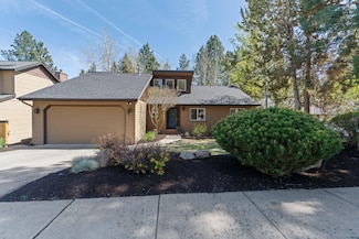 1114 NW Knoxville Ct, Bend, OR 97701