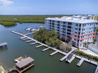 3 Riverwalk Dr Unit 301, New Smyrna Beach, FL 32169