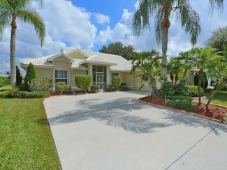1009 Beckley Cir Unit 338, Venice, FL 34292