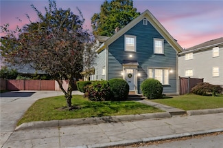 45 Denver St, Pawtucket, RI 02860